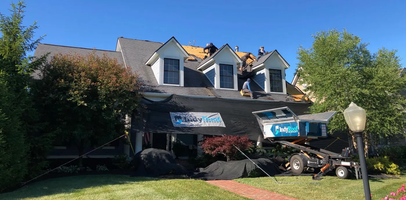 Manufacturer-certified roof installation in Oaklandon