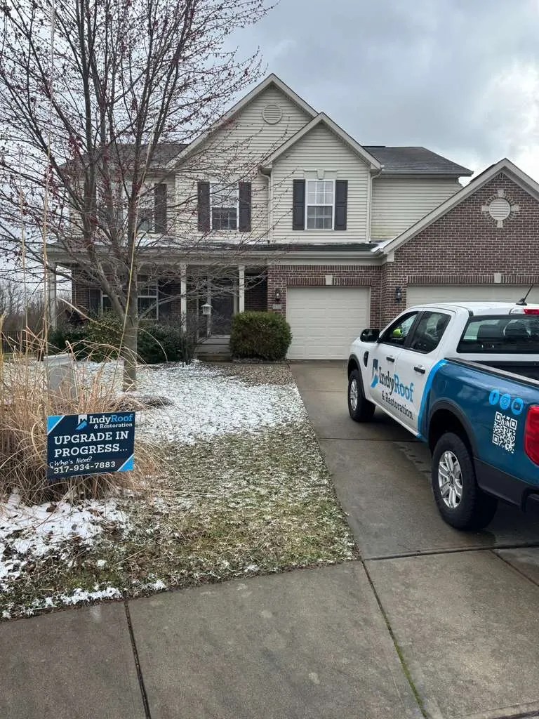 Roofing by Oaklandon Roofing near McCordsville, IN